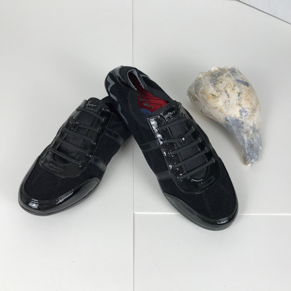 Dkny Shoes - Women's Black Sz 7.5 DKNY athletic shoe Dkny Shoes - Women's Black Sz 7.5 DKNY athletic shoe